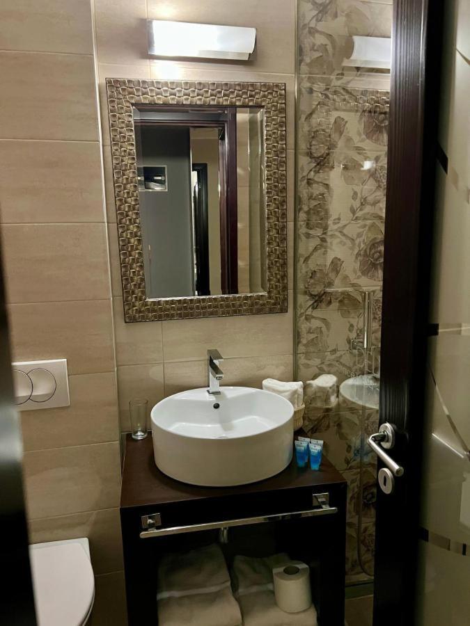Luka De Luka Suites Belgrade Exterior photo